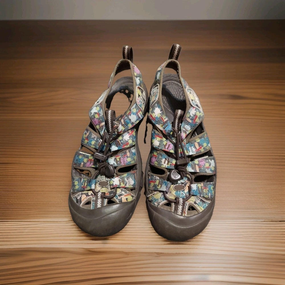 KEEN Newport H2 Sandals Womens Size 10 Strappy Waterproof Hiking Colorful Shoe